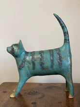 Load image into Gallery viewer, Tabby Cat