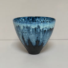 Load image into Gallery viewer, Aqua Drop Bowl l