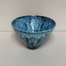 Load image into Gallery viewer, Aqua Cone Bowl l