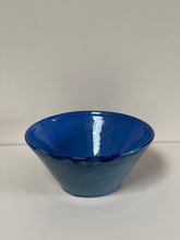 Load image into Gallery viewer, Blue Porcelain Bowl