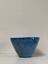 Load image into Gallery viewer, Blue Porcelain Bowl