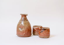 Load image into Gallery viewer, Tokkuri bottle shino glazed,