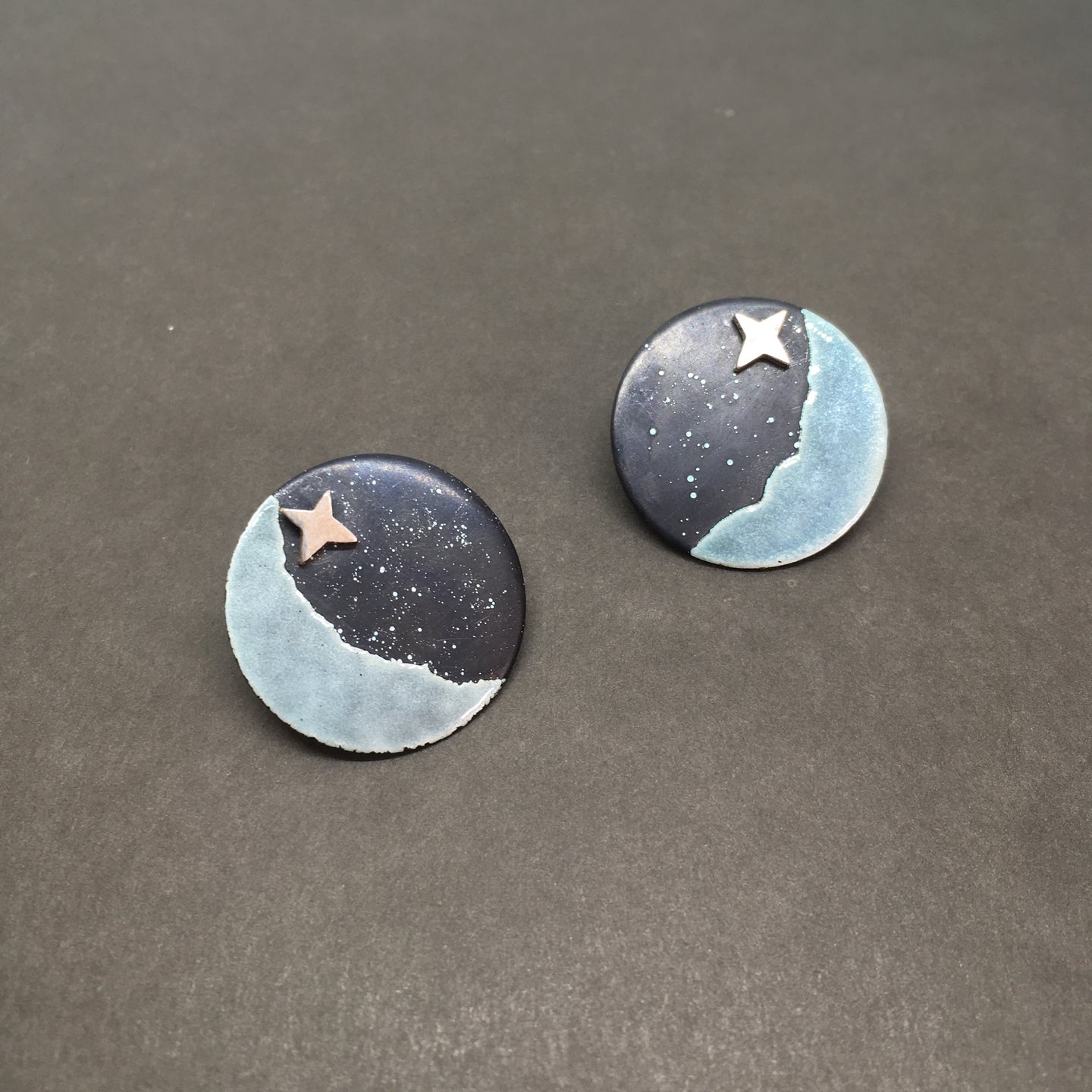 Large Gray Moon & Star Stud Earrings