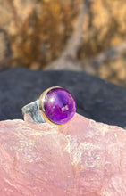 Load image into Gallery viewer, Round cabochon Amethyst
