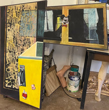 Load image into Gallery viewer, Singer