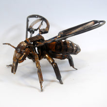 Load image into Gallery viewer, Bee