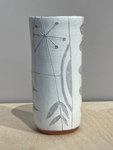 Load image into Gallery viewer, Small cylinder vase