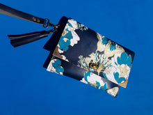 Load image into Gallery viewer, Swallowtail Oversized Clutch
