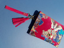 Load image into Gallery viewer, Oversized Swallowtail Clutch