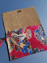 Load image into Gallery viewer, Oversized Swallowtail Clutch