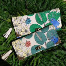 Load image into Gallery viewer, Garden Clutch