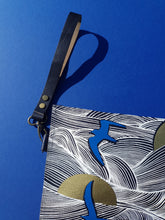 Load image into Gallery viewer, Birds and Sunset : White and Gold