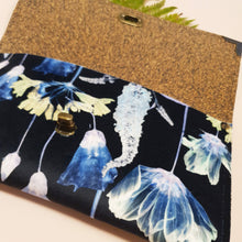 Load image into Gallery viewer, Apochramy Clutch