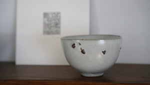 Stoneware bowl with slate