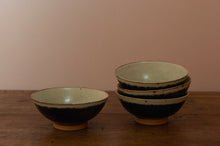 Load image into Gallery viewer, Small Bowl