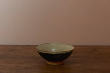 Load image into Gallery viewer, Small Bowl