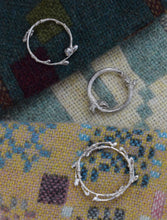 Load image into Gallery viewer, Silver Hazel Twig Wreath Brooch