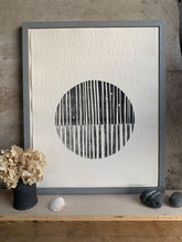 Load image into Gallery viewer, Heno, heno. hen blant bach