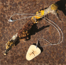 Load image into Gallery viewer, Lazercut tagua pendant