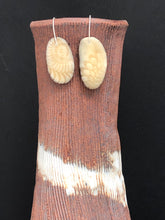 Load image into Gallery viewer, Tagua Drop Earrings