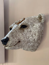 Load image into Gallery viewer, Eirwen : Blessed Snow