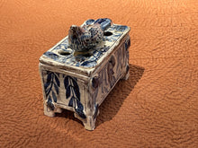 Load image into Gallery viewer, Lidded Decorative Flower Box : Catch a Falling Star