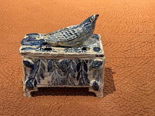 Load image into Gallery viewer, Lidded Decorative Flower Box : Catch a Falling Star