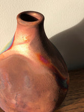 Load image into Gallery viewer, Small Raku vase