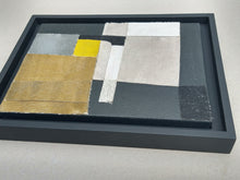 Load image into Gallery viewer, Fragility Hangs