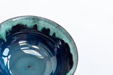 Load image into Gallery viewer, Small Waterfall Bowl