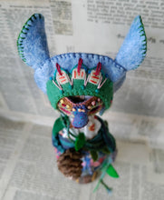 Load image into Gallery viewer, Silva Populi Dindle