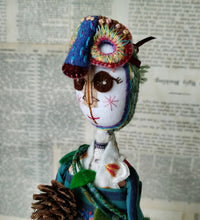 Load image into Gallery viewer, Silva Populi Dindle