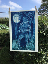 Load image into Gallery viewer, Blue Moon