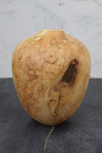 Load image into Gallery viewer, Burr ash hollow form