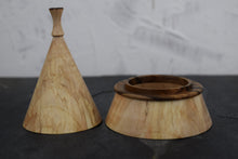 Load image into Gallery viewer, Sycamore ring box with English walnut collar