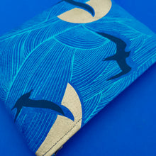 Load image into Gallery viewer, Birds and Sunset : Small Clutch Turq