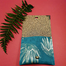 Load image into Gallery viewer, Echinacea Purse : Green