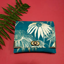 Load image into Gallery viewer, Echinacea Purse : Green