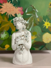 Load image into Gallery viewer, Flora
