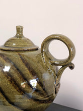 Load image into Gallery viewer, Large Teapot