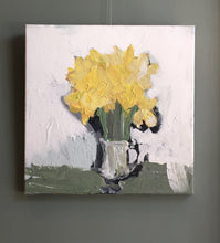 Load image into Gallery viewer, Daffodils in Jug