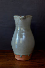 Load image into Gallery viewer, Large Jug