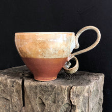 Load image into Gallery viewer, Shino glaze mug