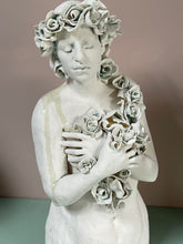 Load image into Gallery viewer, Flora
