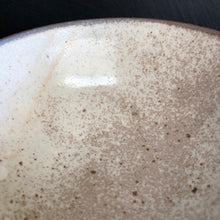 Load image into Gallery viewer, Olive bowls : pair