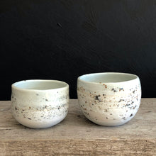 Load image into Gallery viewer, Stone speckled tea bowl