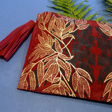 Load image into Gallery viewer, Silo Clutch : Wine