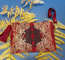 Load image into Gallery viewer, Silo Clutch : Wine