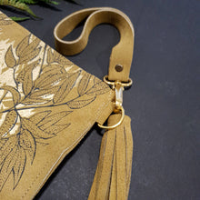 Load image into Gallery viewer, Copy of Silo Clutch : Ochre