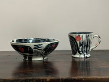 Load image into Gallery viewer, Small Sgraffito Bowl 51
